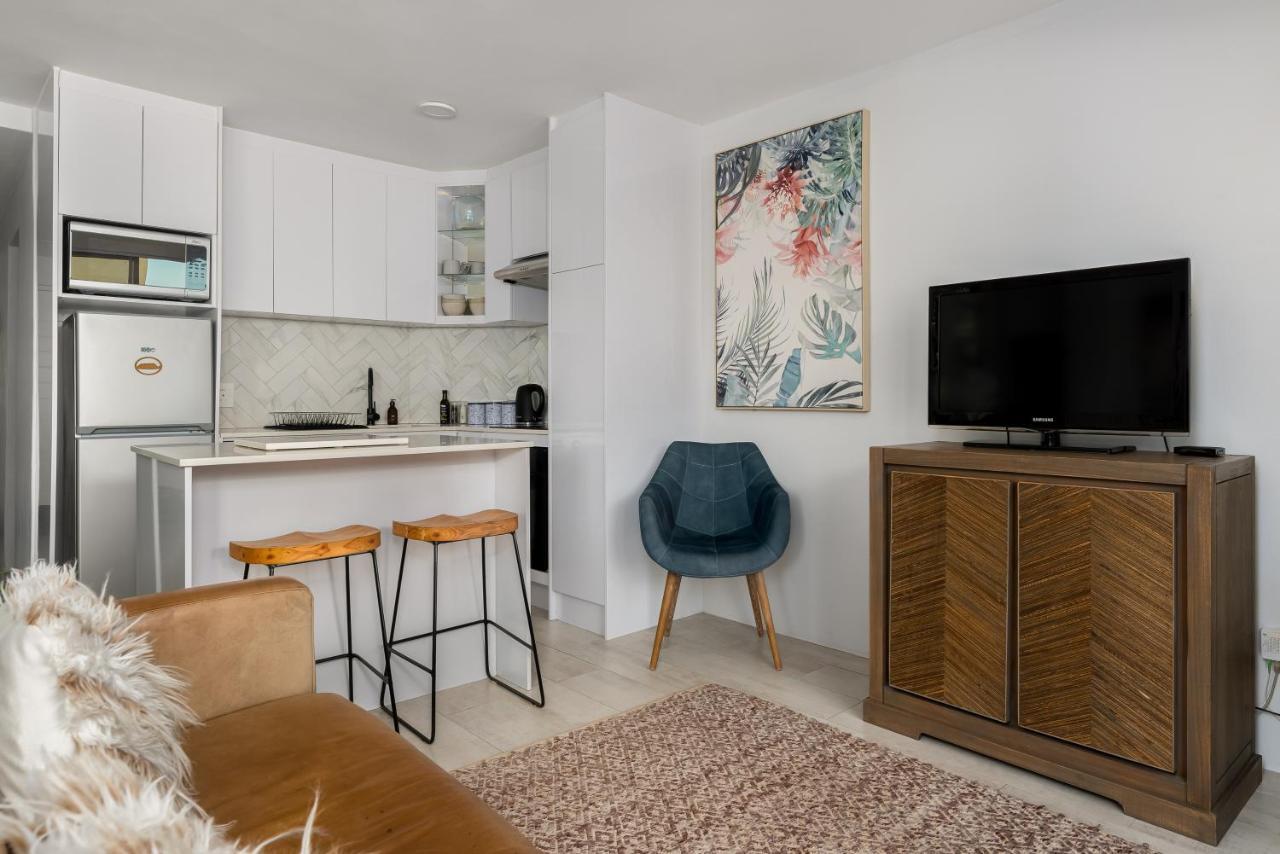 Nautica Apartment *